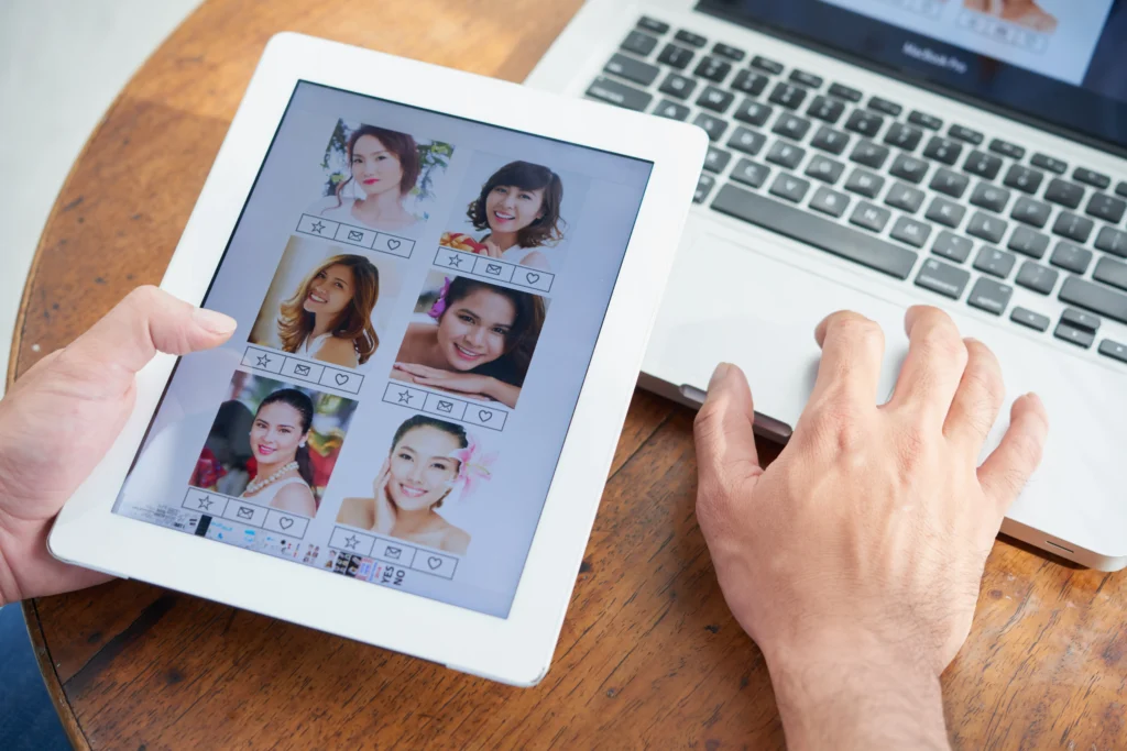 schéma structure site one page avec sections hero services portfolio contact