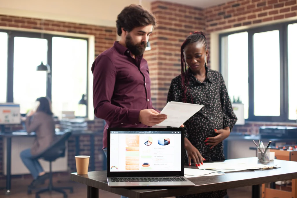 Design site one page avec scroll vertical sections colorées landing page conversion